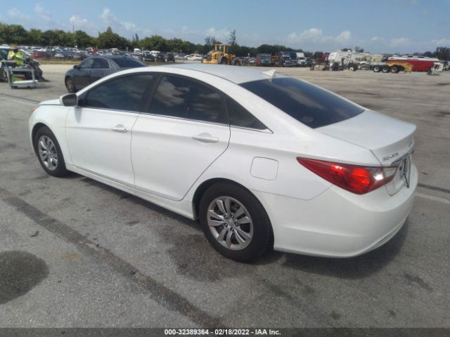 Photo 2 VIN: 5NPEB4ACXCH420789 - HYUNDAI SONATA 