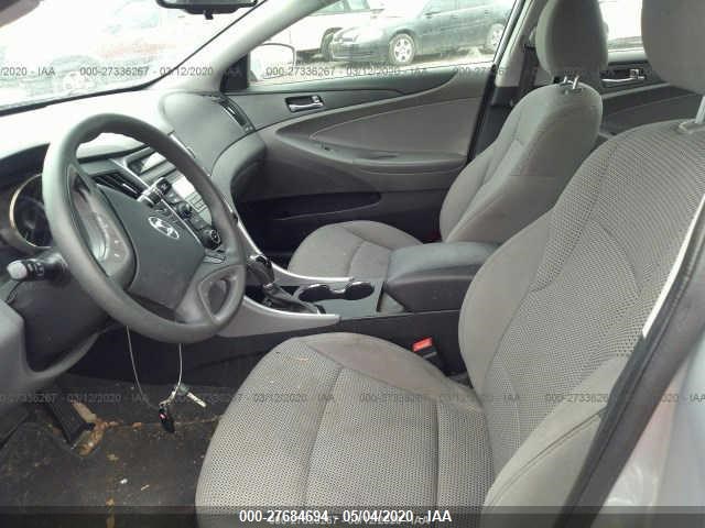 Photo 4 VIN: 5NPEB4ACXCH448818 - HYUNDAI SONATA 