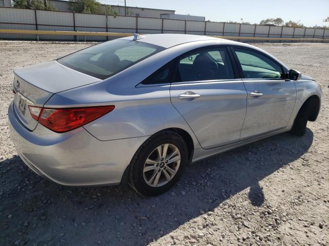 Photo 2 VIN: 5NPEB4ACXCH453081 - HYUNDAI SONATA 