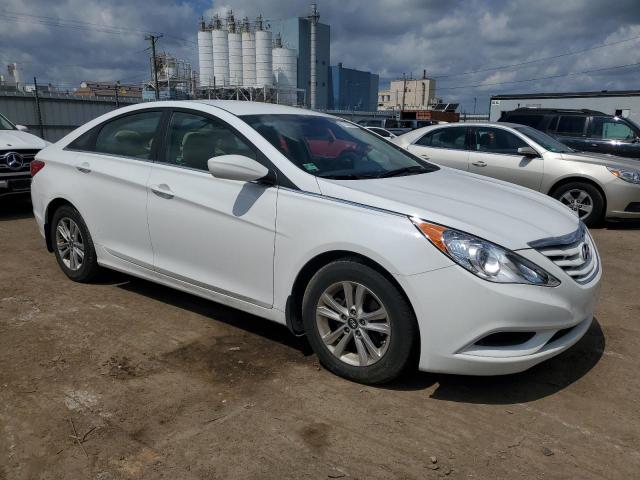 Photo 3 VIN: 5NPEB4ACXCH455333 - HYUNDAI SONATA GLS 