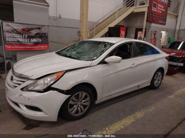 Photo 1 VIN: 5NPEB4ACXCH457499 - HYUNDAI SONATA 