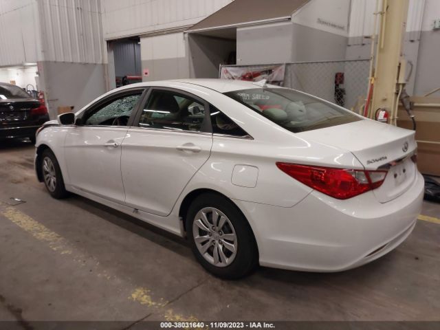 Photo 2 VIN: 5NPEB4ACXCH457499 - HYUNDAI SONATA 