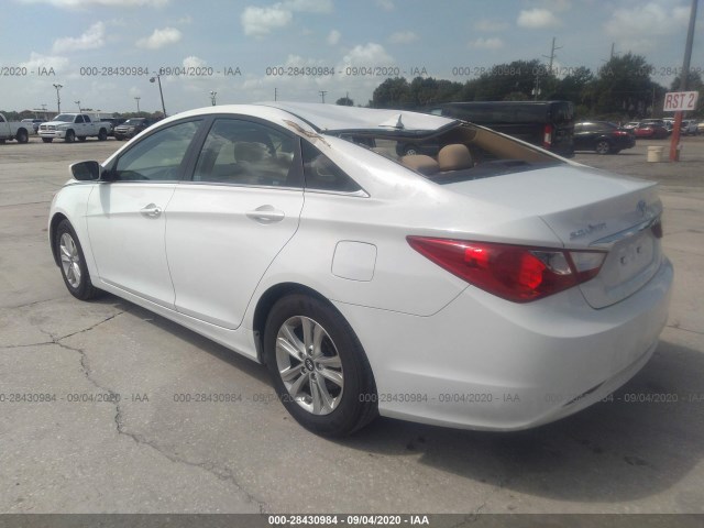 Photo 2 VIN: 5NPEB4ACXCH458782 - HYUNDAI SONATA 