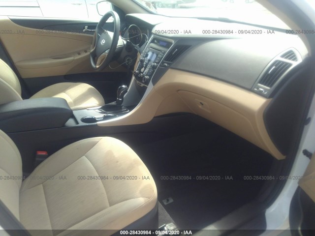 Photo 4 VIN: 5NPEB4ACXCH458782 - HYUNDAI SONATA 