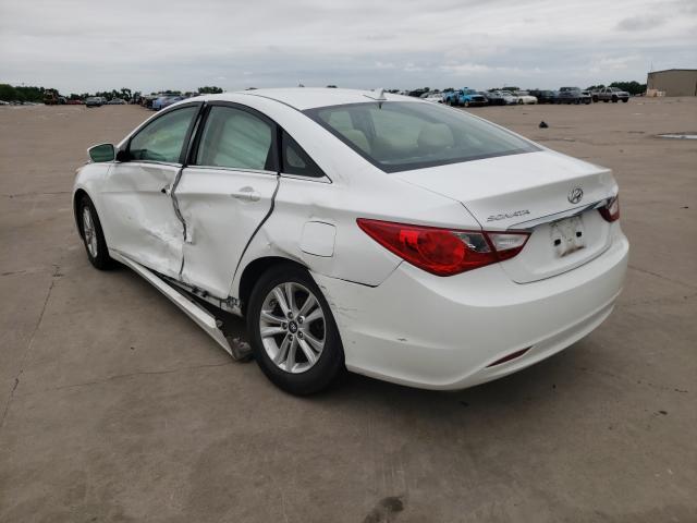 Photo 2 VIN: 5NPEB4ACXCH459480 - HYUNDAI SONATA GLS 