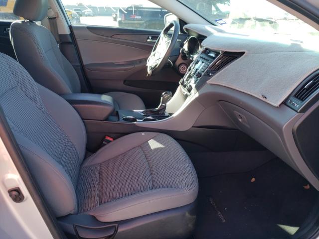 Photo 4 VIN: 5NPEB4ACXCH465411 - HYUNDAI SONATA GLS 