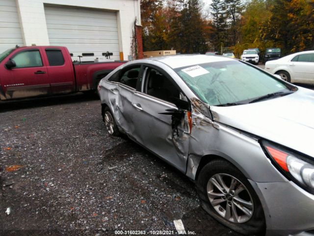 Photo 5 VIN: 5NPEB4ACXCH473539 - HYUNDAI SONATA 