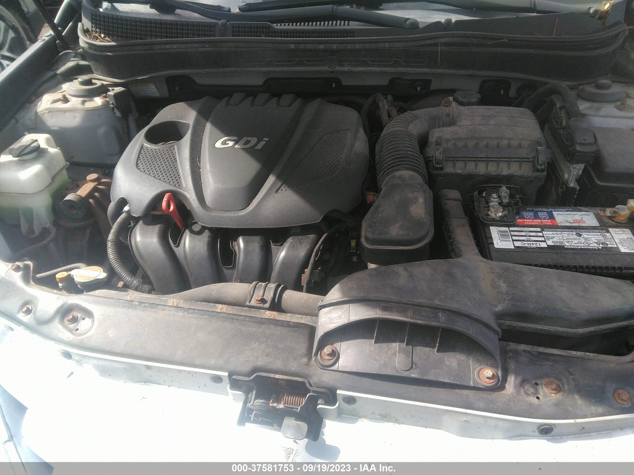 Photo 9 VIN: 5NPEB4ACXCH494102 - HYUNDAI SONATA 