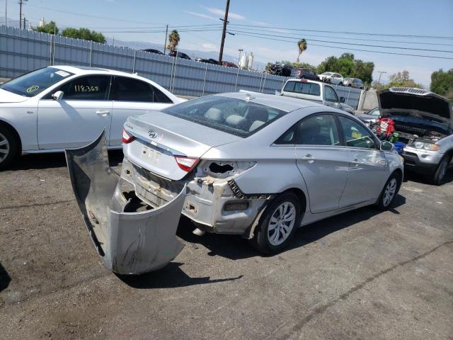 Photo 3 VIN: 5NPEB4ACXCH497680 - HYUNDAI SONATA GLS 