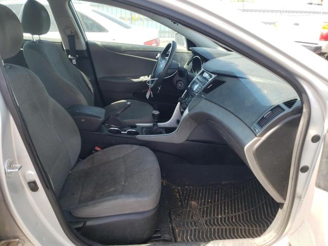 Photo 4 VIN: 5NPEB4ACXCH497680 - HYUNDAI SONATA GLS 