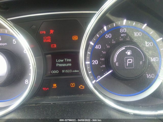 Photo 6 VIN: 5NPEB4ACXCH498246 - HYUNDAI SONATA 