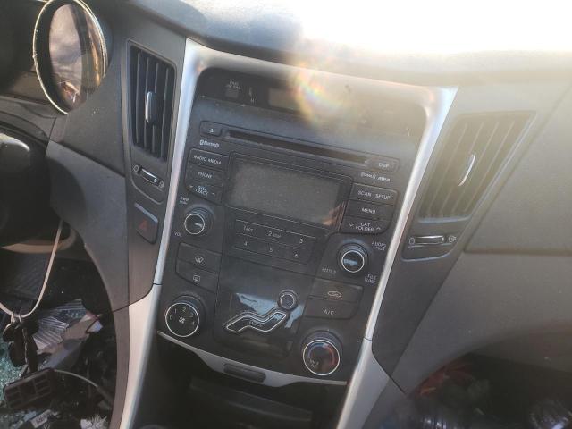 Photo 8 VIN: 5NPEB4ACXCH498392 - HYUNDAI SONATA GLS 