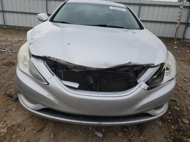 Photo 8 VIN: 5NPEB4ACXDH505469 - HYUNDAI SONATA GLS 