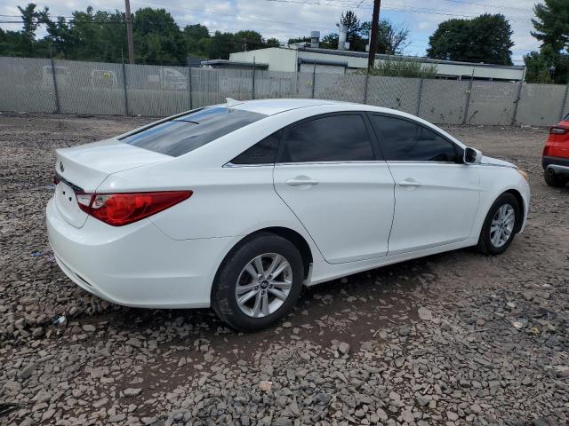 Photo 2 VIN: 5NPEB4ACXDH506251 - HYUNDAI SONATA GLS 