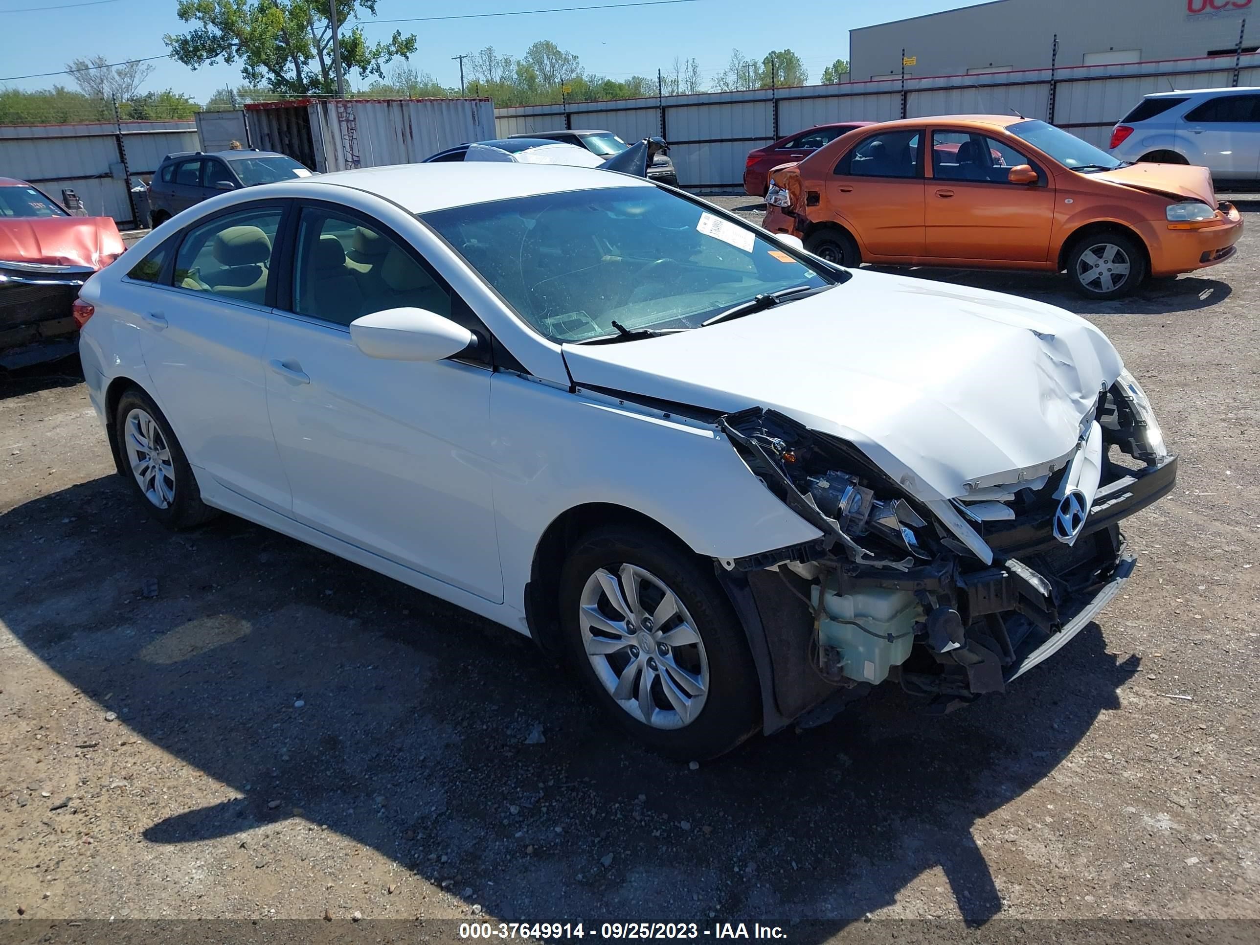 Photo 0 VIN: 5NPEB4ACXDH507156 - HYUNDAI SONATA 