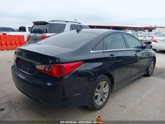 Photo 3 VIN: 5NPEB4ACXDH538696 - HYUNDAI SONATA 