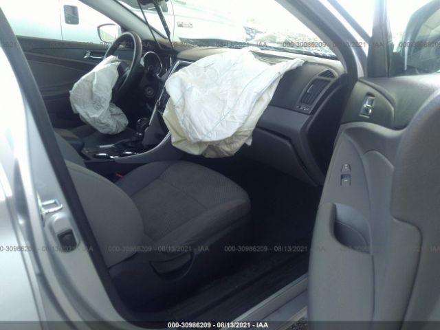 Photo 4 VIN: 5NPEB4ACXDH552078 - HYUNDAI SONATA 