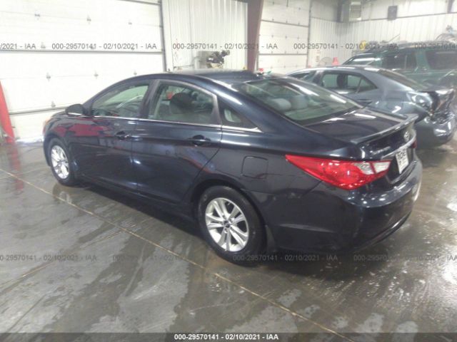 Photo 2 VIN: 5NPEB4ACXDH552890 - HYUNDAI SONATA 