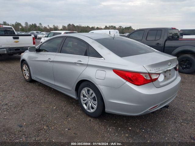 Photo 2 VIN: 5NPEB4ACXDH561766 - HYUNDAI SONATA 