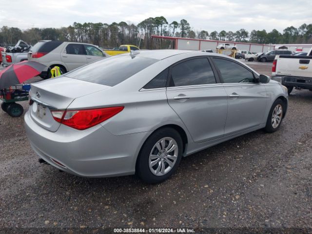 Photo 3 VIN: 5NPEB4ACXDH561766 - HYUNDAI SONATA 