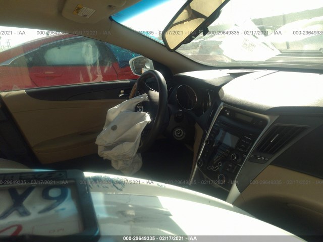 Photo 4 VIN: 5NPEB4ACXDH570418 - HYUNDAI SONATA 