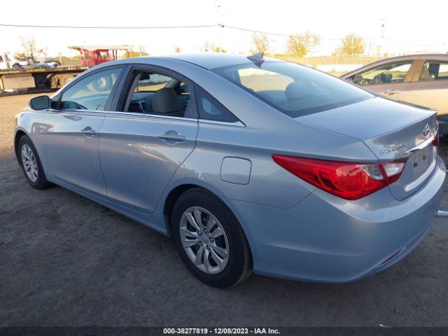 Photo 2 VIN: 5NPEB4ACXDH572542 - HYUNDAI SONATA 