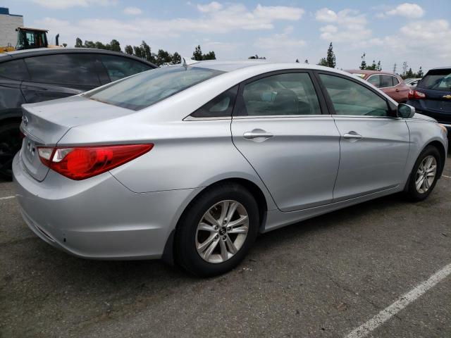 Photo 2 VIN: 5NPEB4ACXDH600033 - HYUNDAI SONATA GLS 