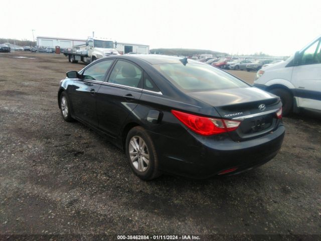 Photo 2 VIN: 5NPEB4ACXDH615843 - HYUNDAI SONATA 