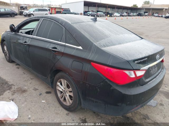 Photo 2 VIN: 5NPEB4ACXDH623053 - HYUNDAI SONATA 