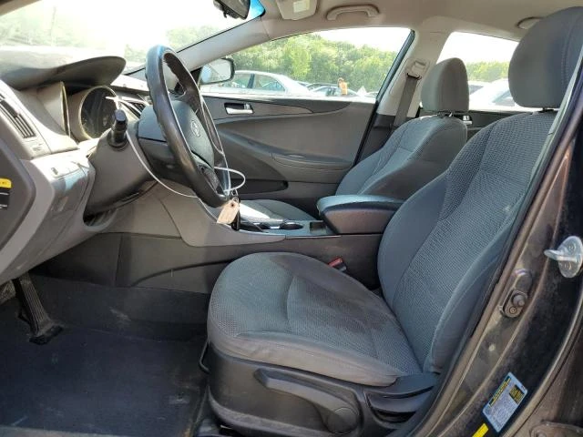 Photo 6 VIN: 5NPEB4ACXDH631931 - HYUNDAI SONATA GLS 