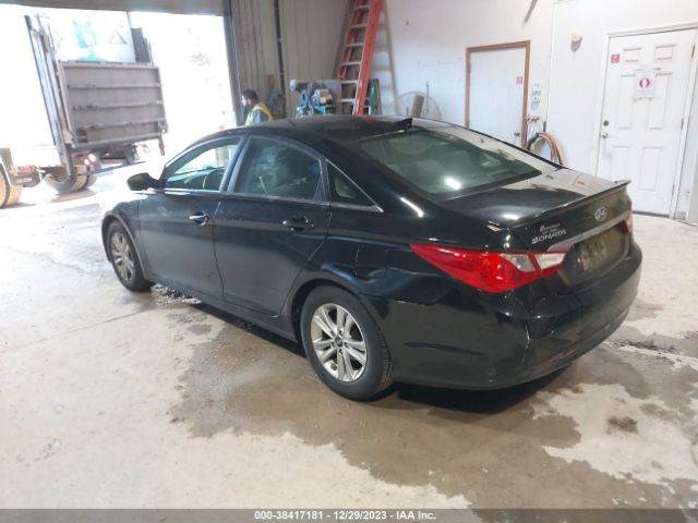 Photo 2 VIN: 5NPEB4ACXDH647188 - HYUNDAI SONATA 