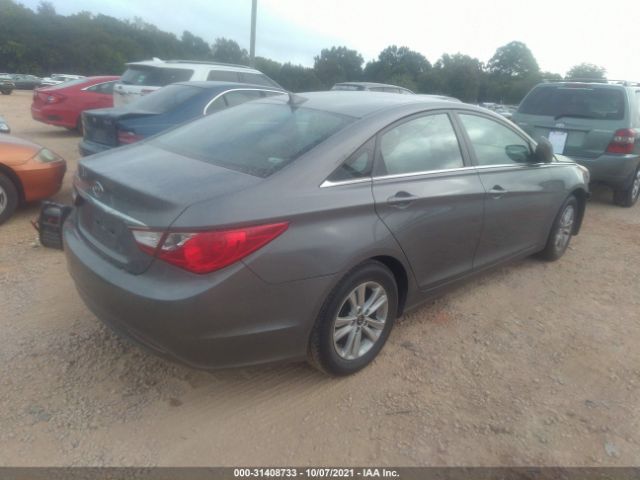 Photo 3 VIN: 5NPEB4ACXDH653279 - HYUNDAI SONATA 