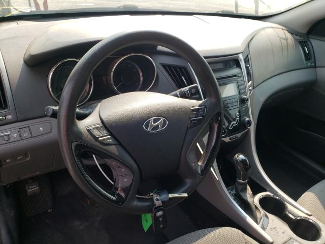 Photo 8 VIN: 5NPEB4ACXDH656456 - HYUNDAI SONATA GLS 