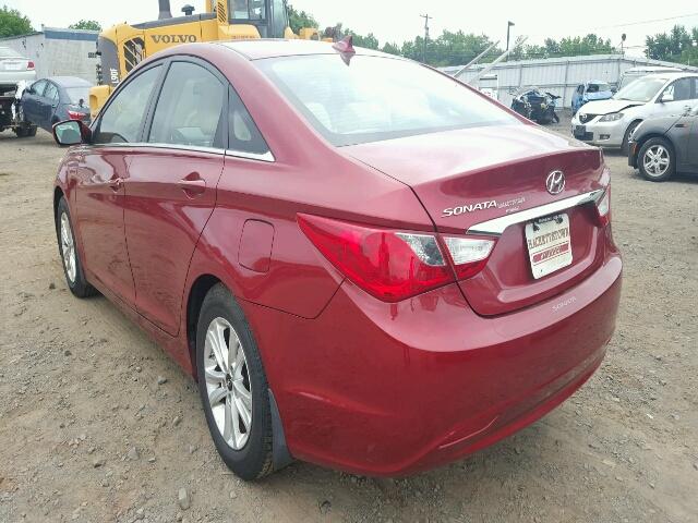 Photo 2 VIN: 5NPEB4ACXDH660619 - HYUNDAI SONATA GLS 