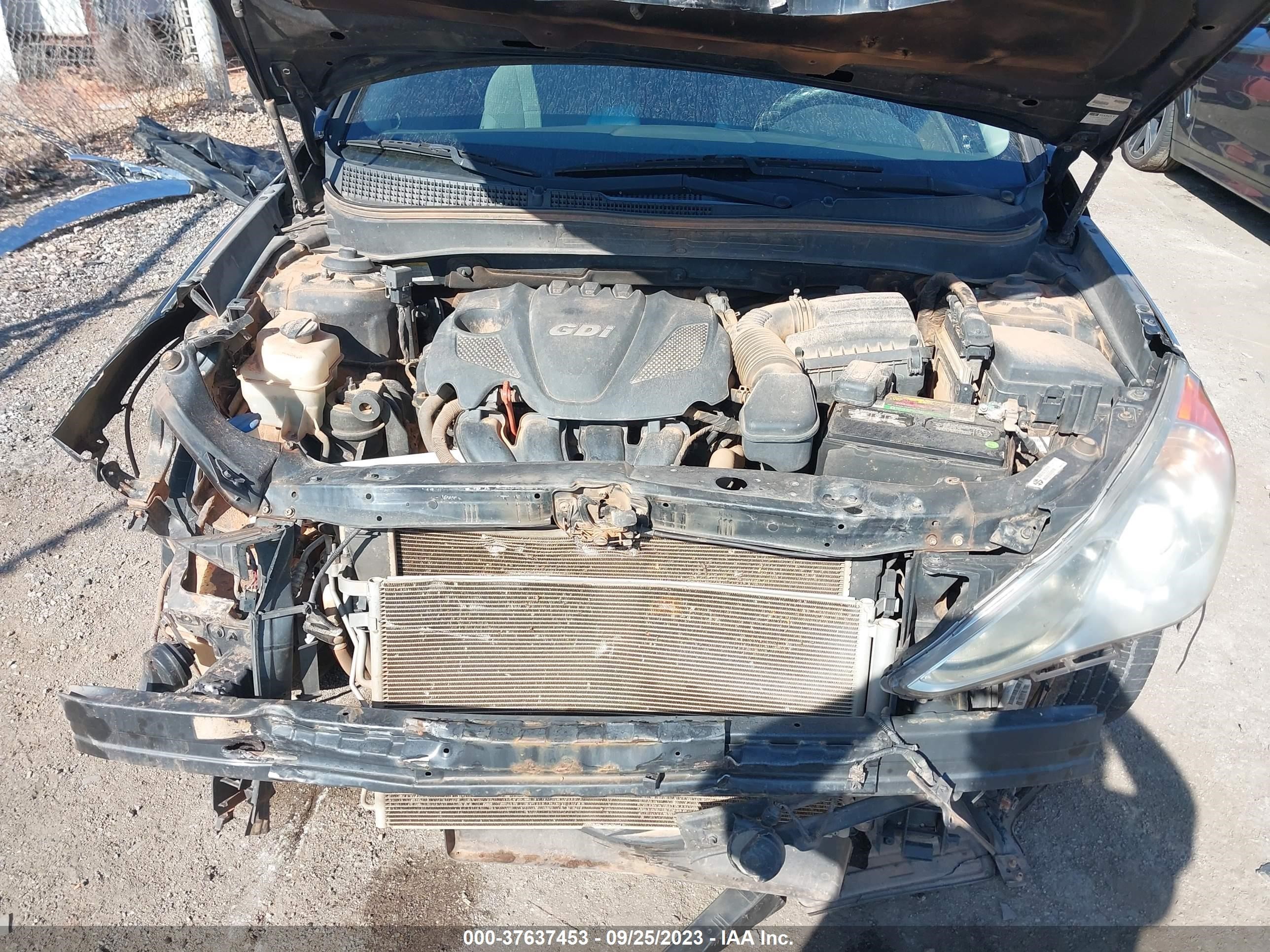 Photo 9 VIN: 5NPEB4ACXDH661267 - HYUNDAI SONATA 