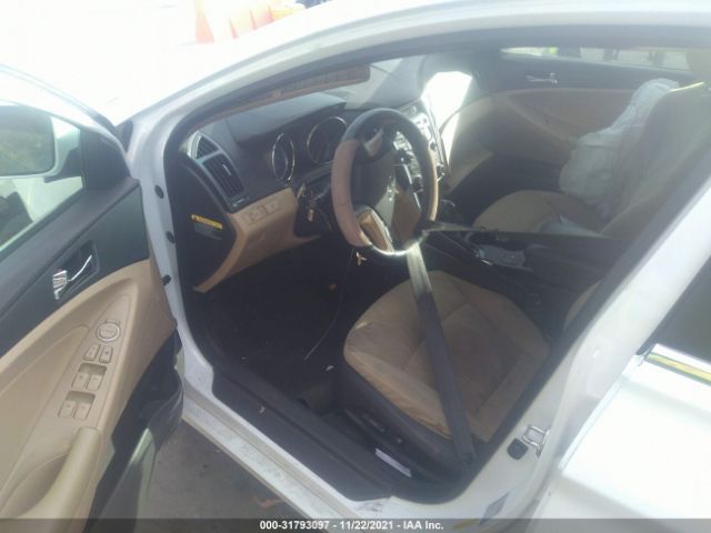 Photo 4 VIN: 5NPEB4ACXDH662547 - HYUNDAI SONATA 