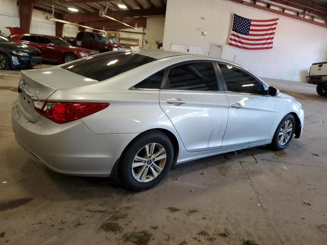 Photo 2 VIN: 5NPEB4ACXDH662662 - HYUNDAI SONATA 