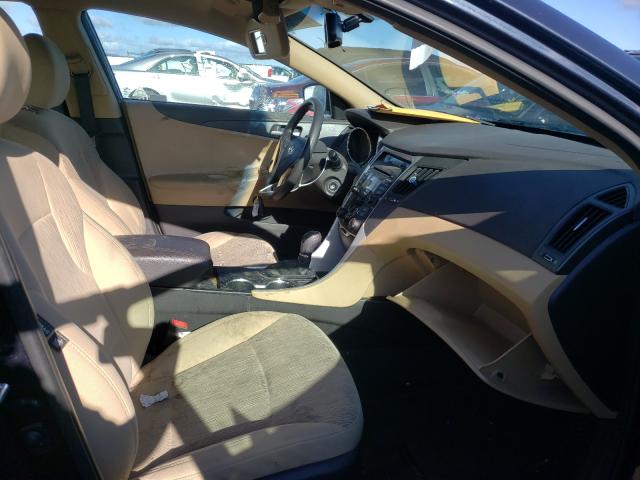 Photo 4 VIN: 5NPEB4ACXDH668560 - HYUNDAI SONATA GLS 