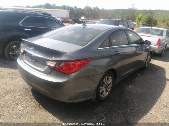 Photo 3 VIN: 5NPEB4ACXDH675783 - HYUNDAI SONATA 