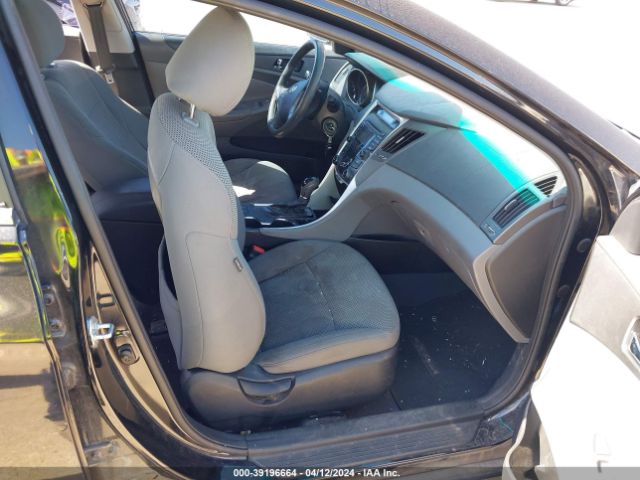 Photo 4 VIN: 5NPEB4ACXDH686993 - HYUNDAI SONATA 