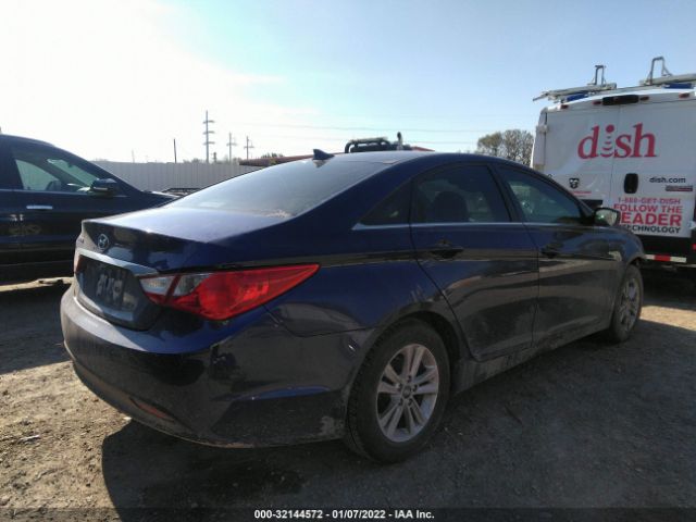 Photo 3 VIN: 5NPEB4ACXDH696276 - HYUNDAI SONATA 