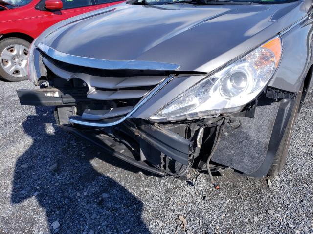 Photo 8 VIN: 5NPEB4ACXDH702755 - HYUNDAI SONATA GLS 