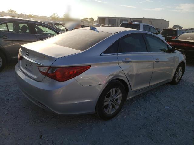 Photo 2 VIN: 5NPEB4ACXDH715781 - HYUNDAI SONATA 