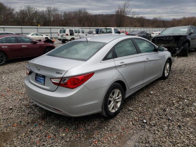 Photo 3 VIN: 5NPEB4ACXDH734766 - HYUNDAI SONATA GLS 