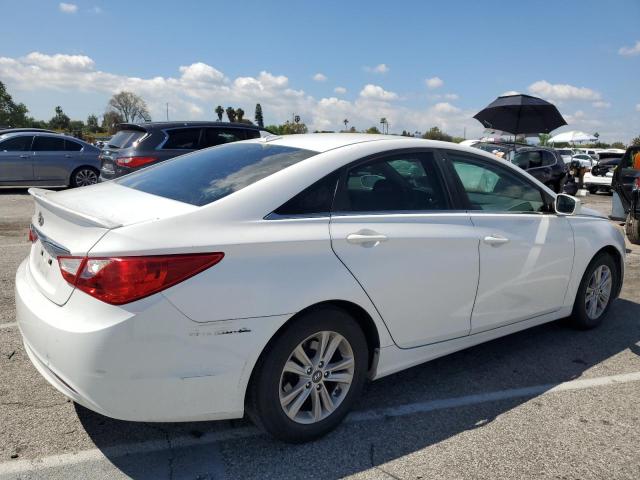 Photo 2 VIN: 5NPEB4ACXDH747050 - HYUNDAI SONATA 