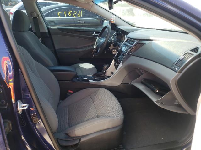 Photo 4 VIN: 5NPEB4ACXDH747209 - HYUNDAI SONATA GLS 