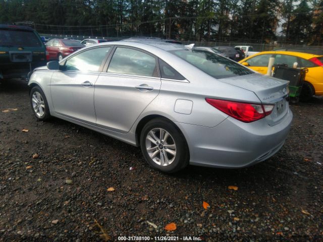 Photo 2 VIN: 5NPEB4ACXDH747324 - HYUNDAI SONATA 