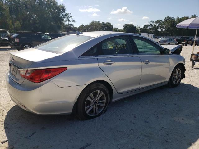 Photo 2 VIN: 5NPEB4ACXDH747680 - HYUNDAI SONATA 