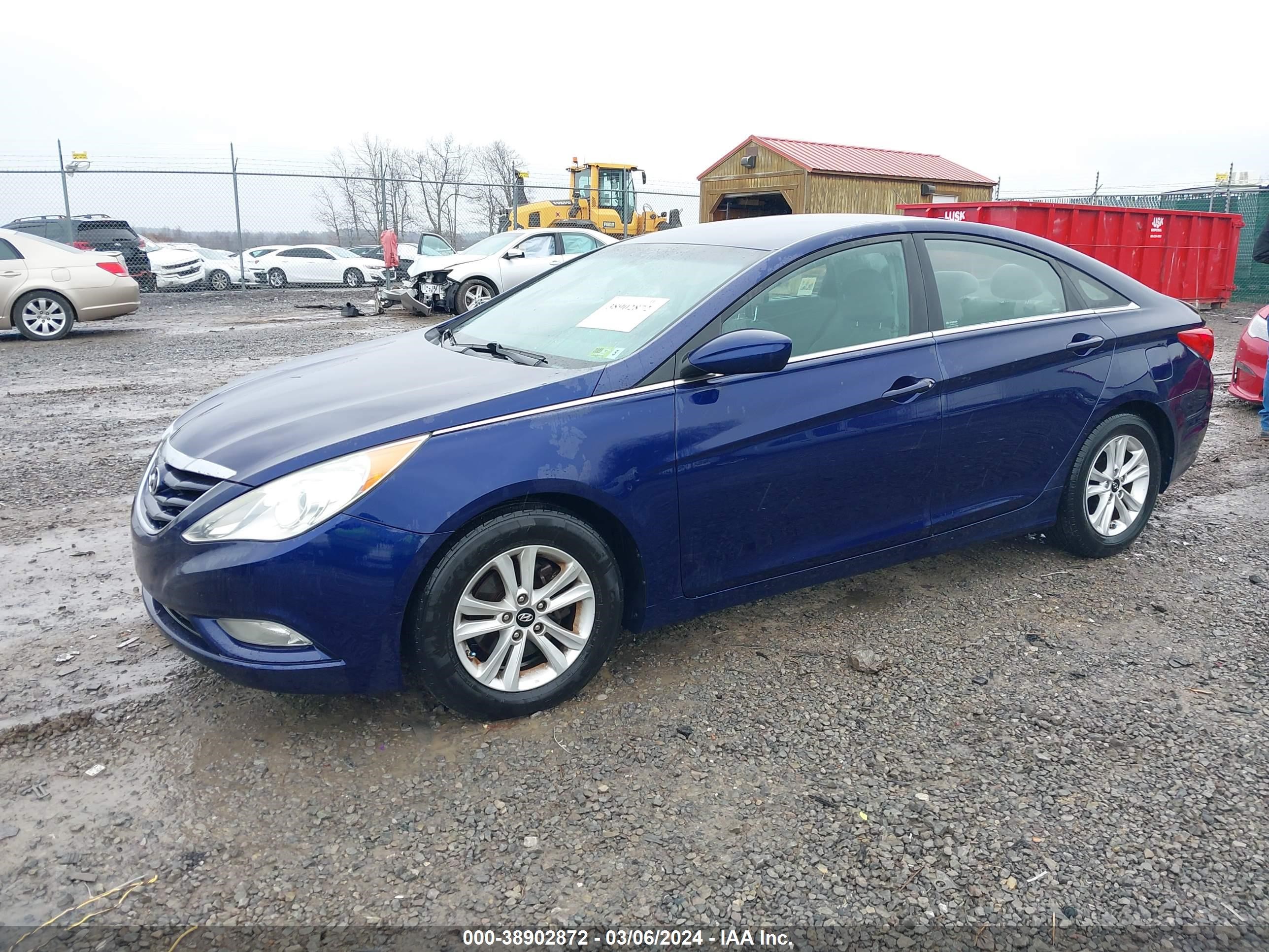 Photo 1 VIN: 5NPEB4ACXDH748635 - HYUNDAI SONATA 