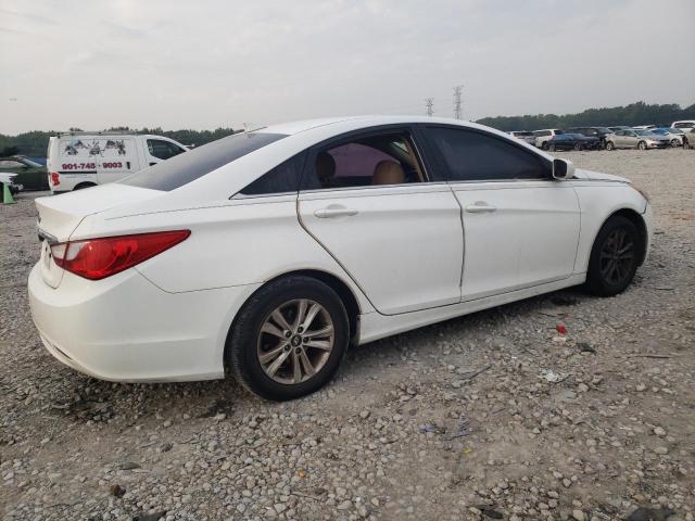 Photo 2 VIN: 5NPEB4ACXDH769050 - HYUNDAI SONATA 